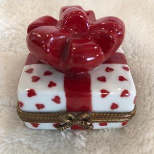 Limoges A Gift Box of LOVE!